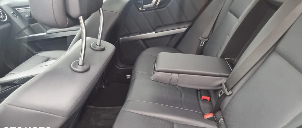 Mercedes-Benz GLK cena 99900 przebieg: 127980, rok produkcji 2015 z Skępe małe 704